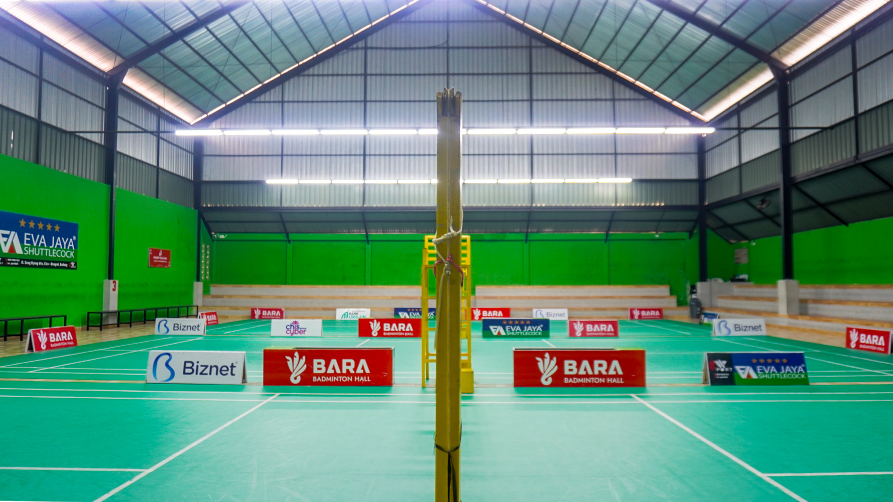 Lapangan Bara Badminton Hall