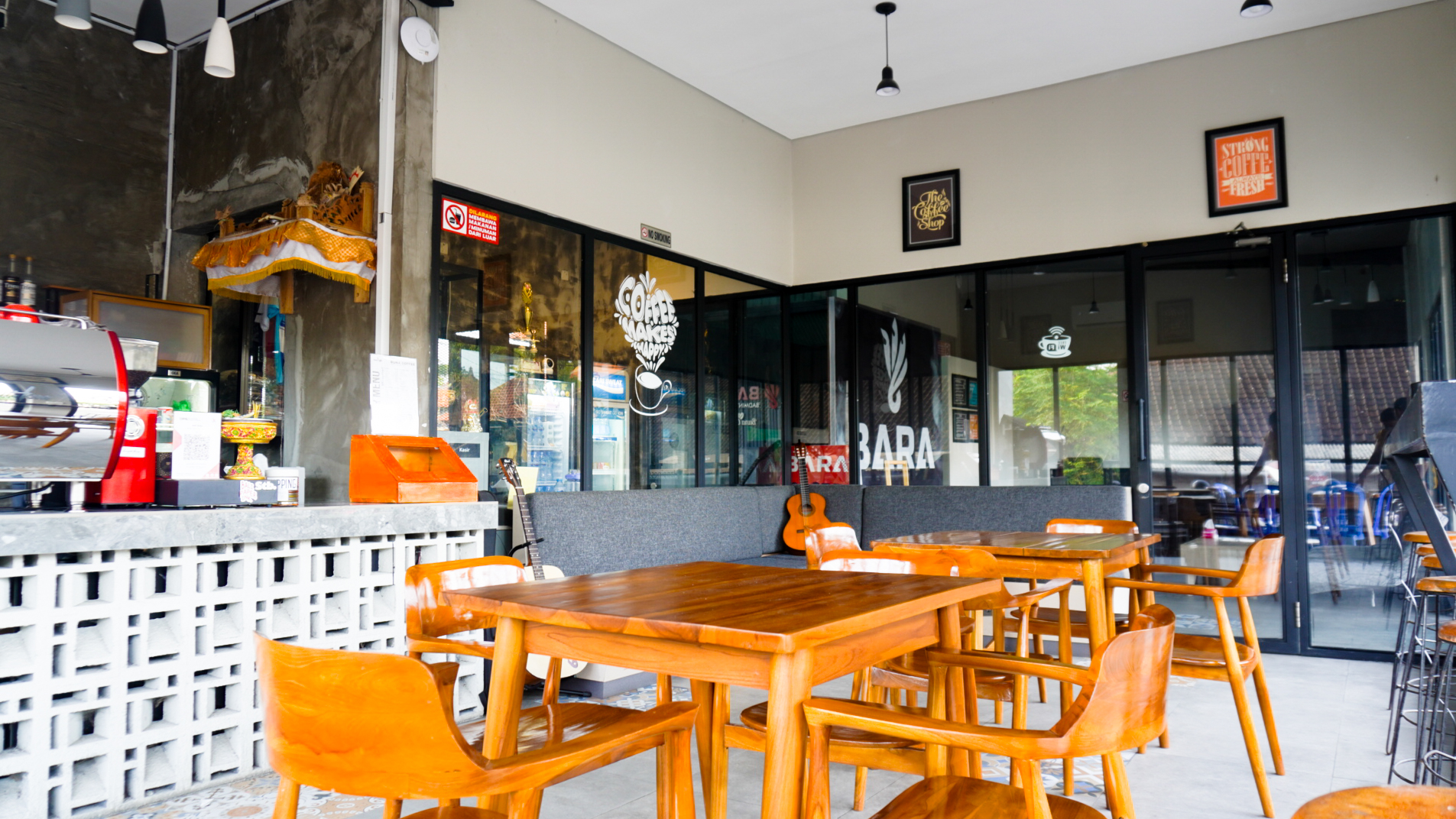 Cafe Bara Badminton Hall